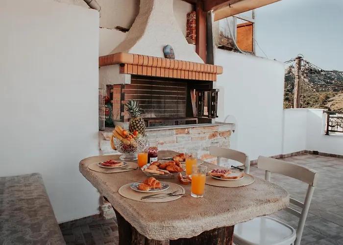 Daire Chaniotis Home, In The Heart Of Kinitharos