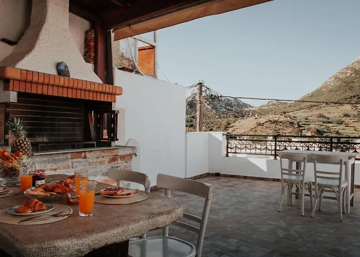 Daire Chaniotis Home, In The Heart Of *