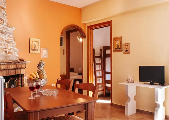 Chaniotis Home, In The Heart Of Kinitharos