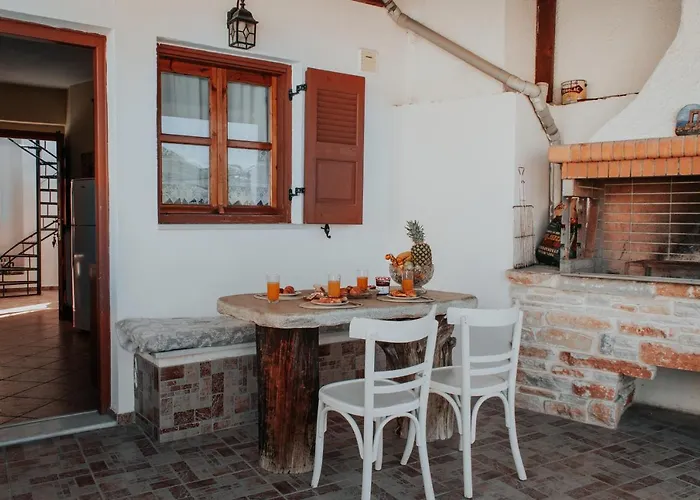 Chaniotis Home, In The Heart Of Kinitharos