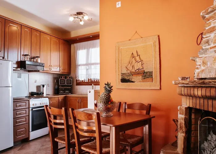 Chaniotis Home, In The Heart Of Kinitharos